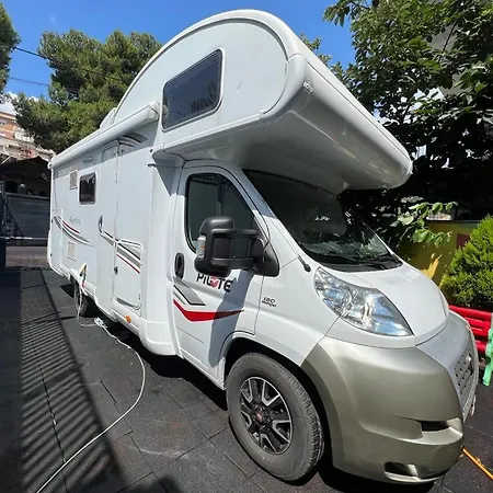 Camper Rent Motorhome Albanian تيرانا