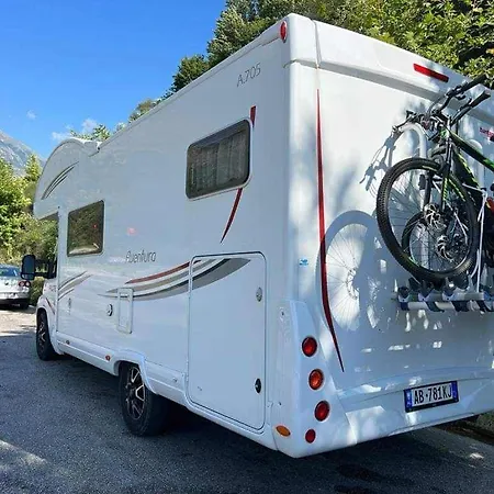 مكان تخييم Camper Rent Motorhome Albanian تيرانا